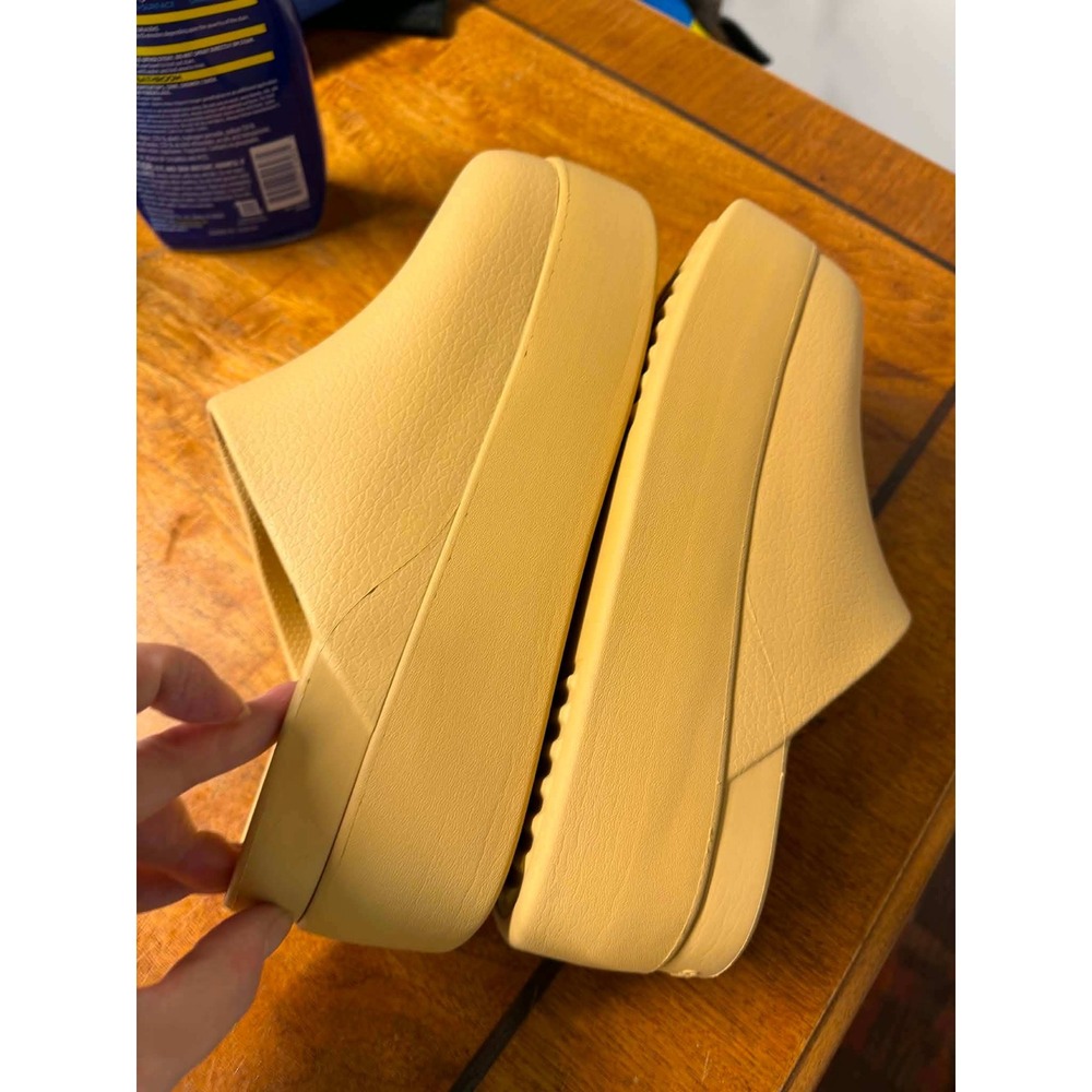 Crocs Womens 9 Tan Dylan Wheat Clog Platform Slip On Loafer Mule 209392-2Y2 - Picture 4 of 9